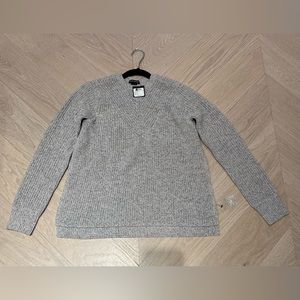 Club Monaco Grey 100% Merino Wool Sweater in XS - NEVER WORN